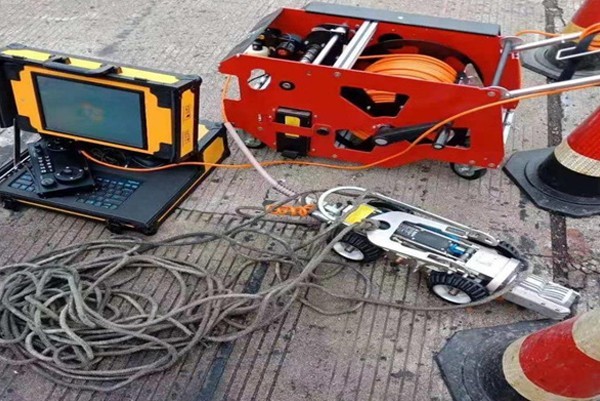 沉湖管委会CCTV管道检测机器人